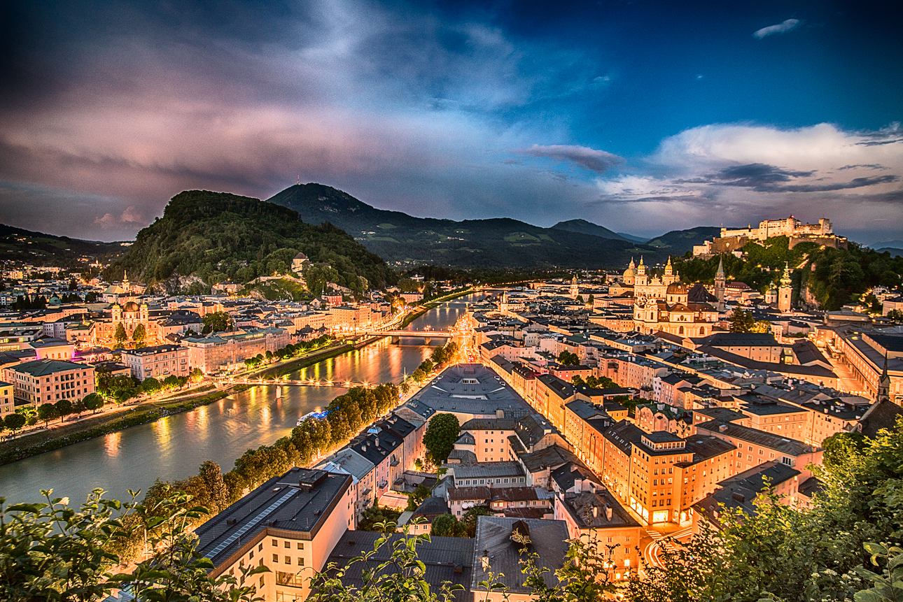 WEB Fotokurse Salzburg Altstadt blaue stunde DSC0548